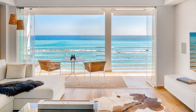 A modern apartment with a sea view balcony available for long-term rental on the Costa Blanca.